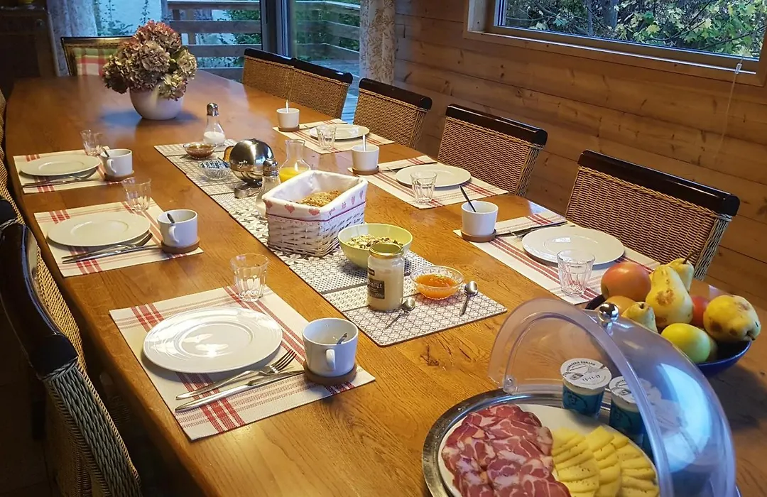 La Coustille Chambres et Table d'Hôtes-1