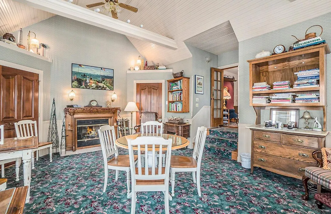 Yelton Manor Bed And Breakfast-1