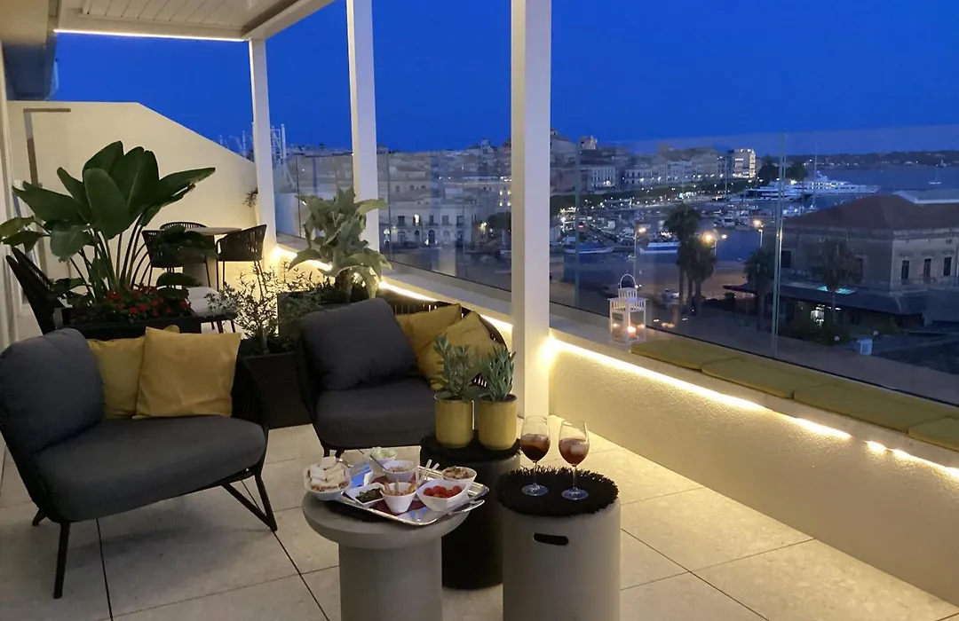La Terrazza Sul Porto-1