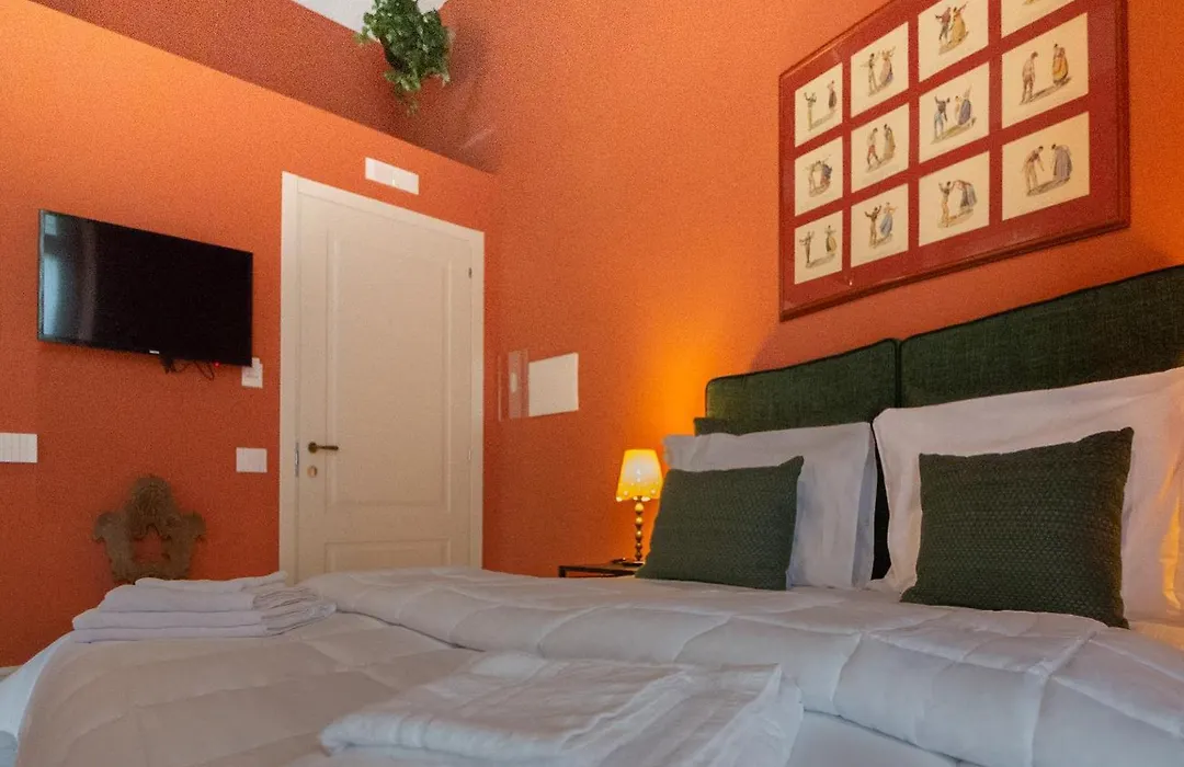 MONART HOSPITALITY Capodimonte-1