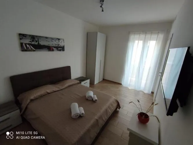 G21 Guest House-1