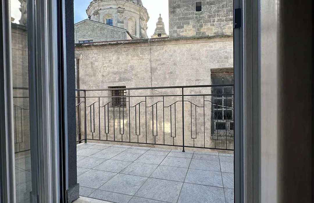 Muralta Suite & Luxury Rooms-1