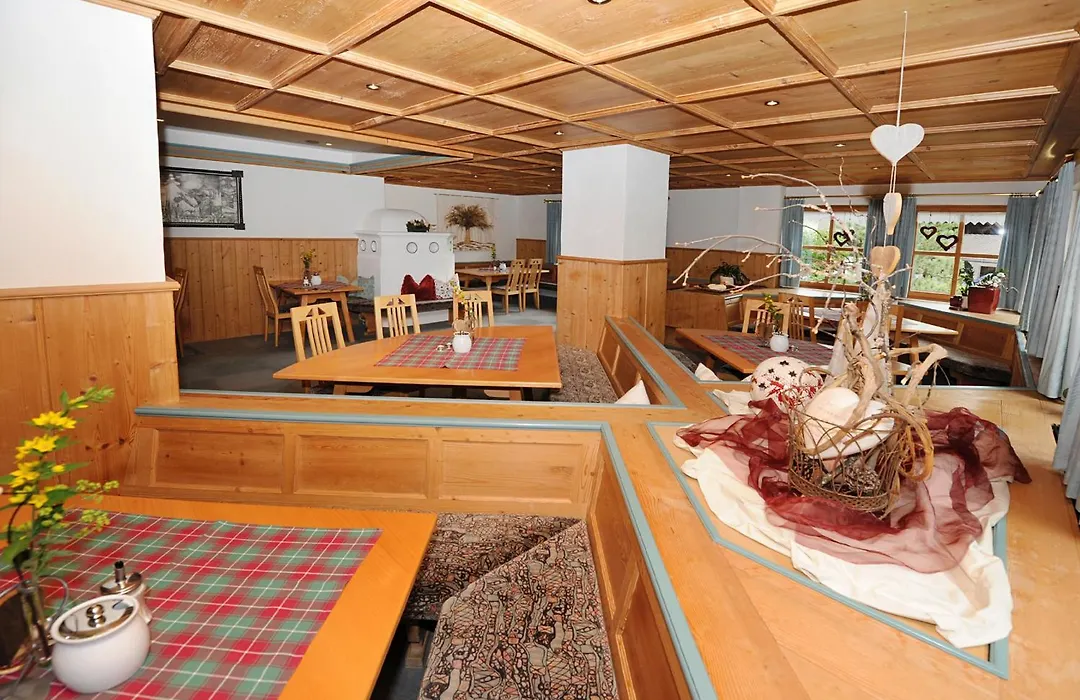 Wohlfühlpension Tirolerhof-1