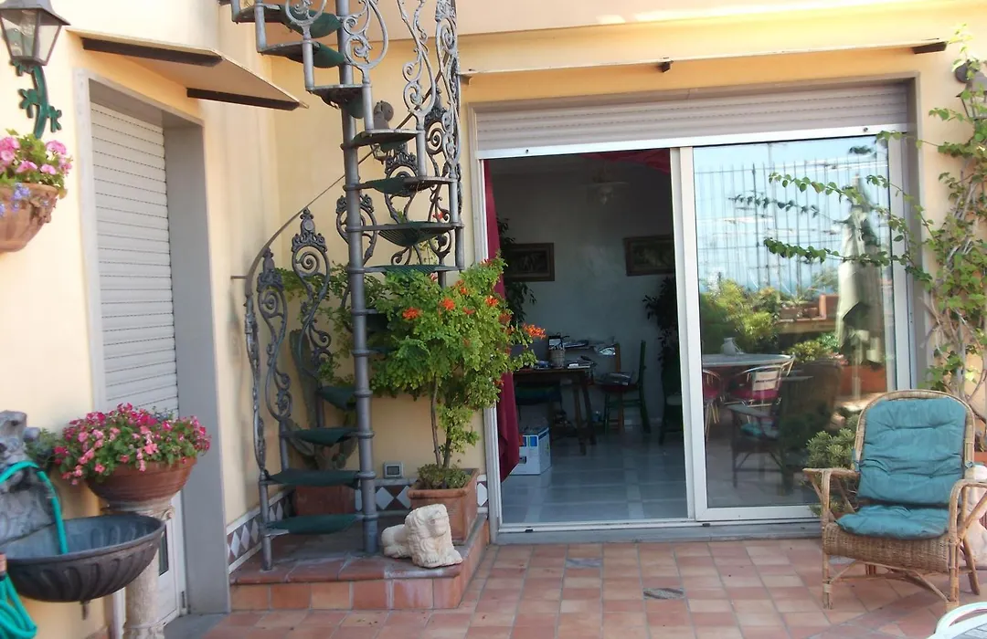 Chiaia B&B-1