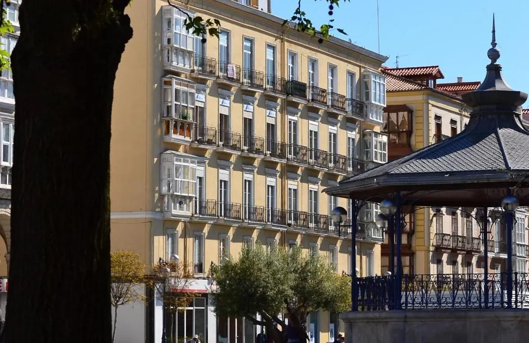 Plaza Pombo B&B - Hostal-1