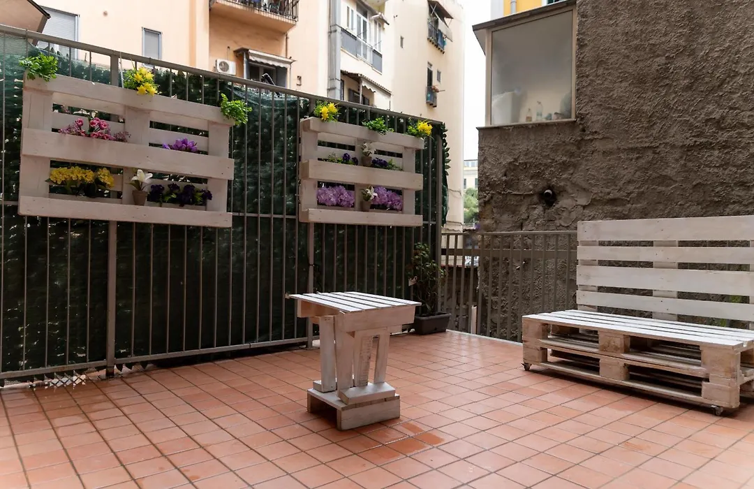 Benincasa Rooms Napoli-1