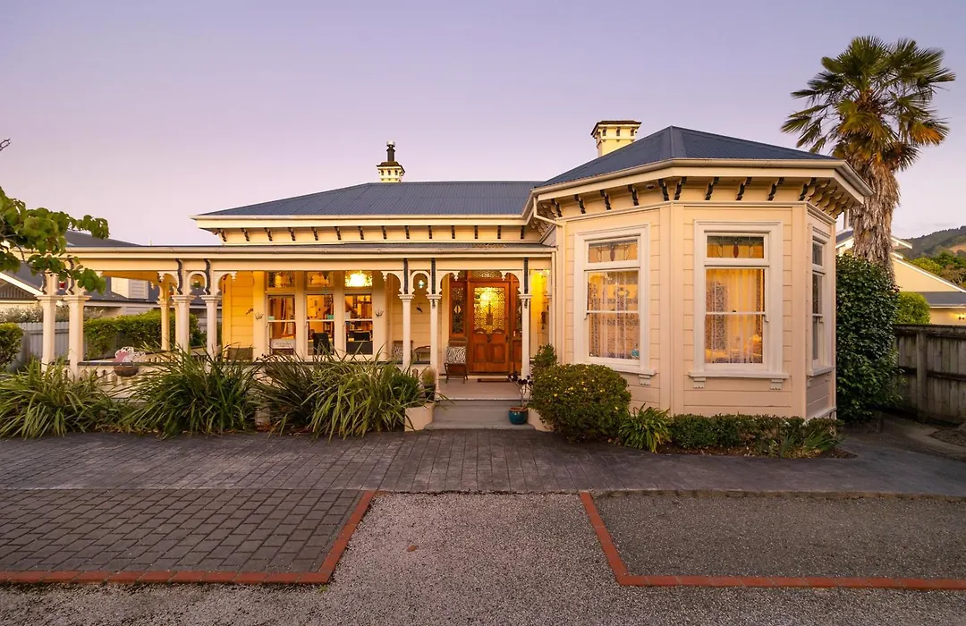 Collingwood Manor-1