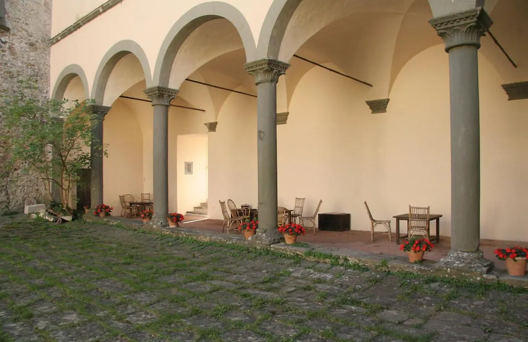 Castello Malaspina Di Fosdinovo-1