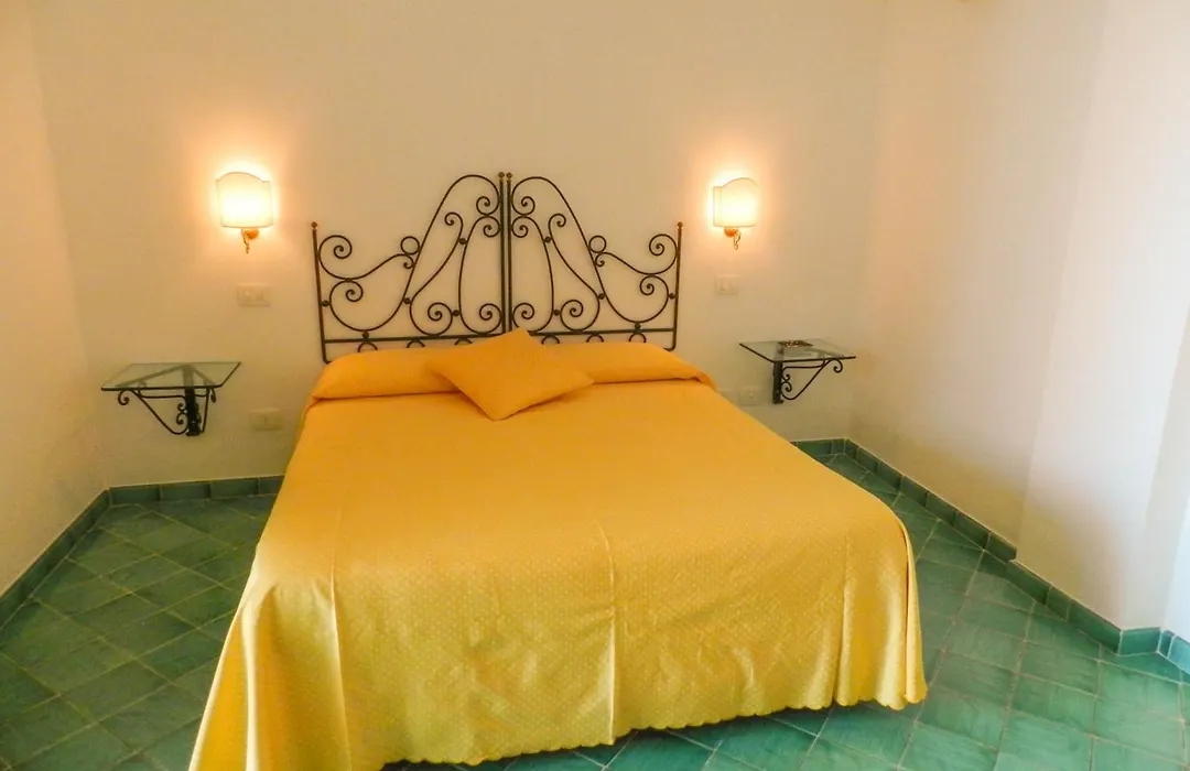 Bacio Del Sole B&B Positano-1