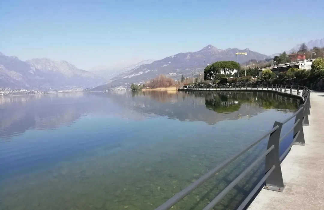 La Poesia del Lago-1