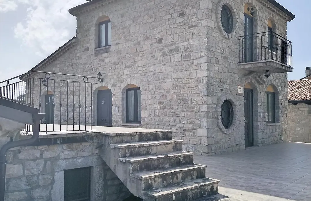 Dimora Rurale Valerio-1