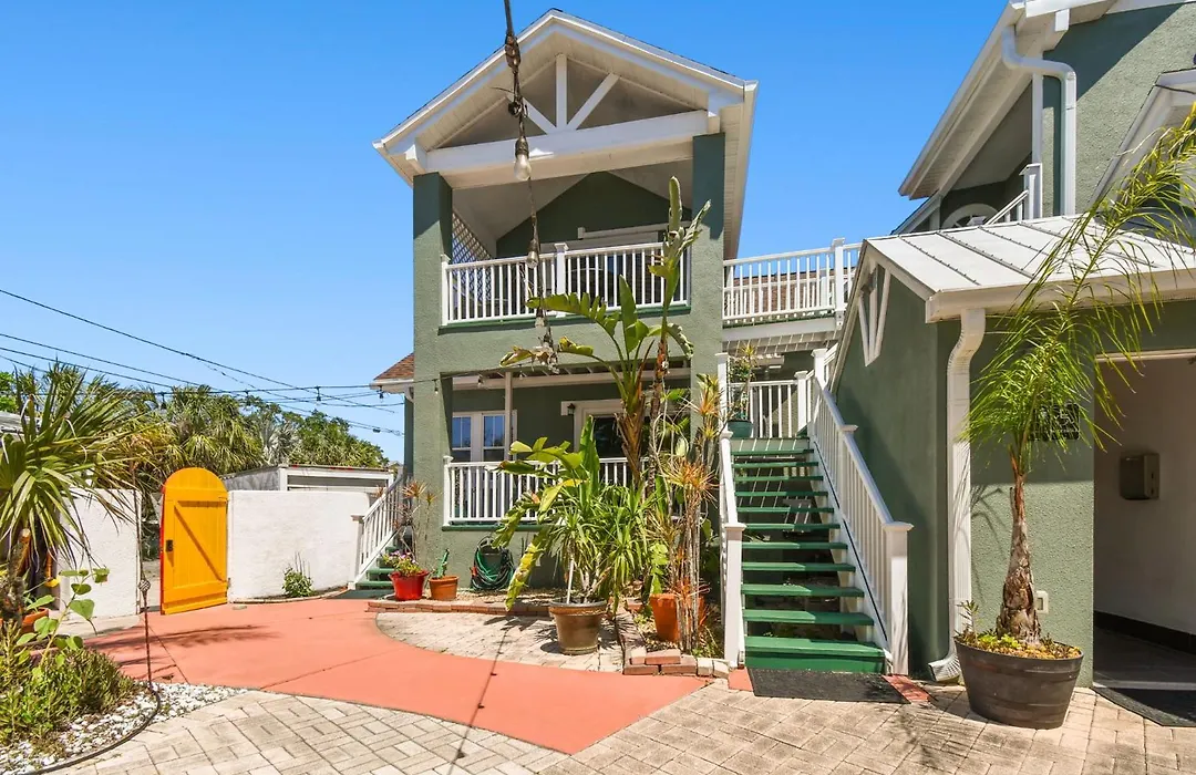 Sea Breeze Manor Inn-1