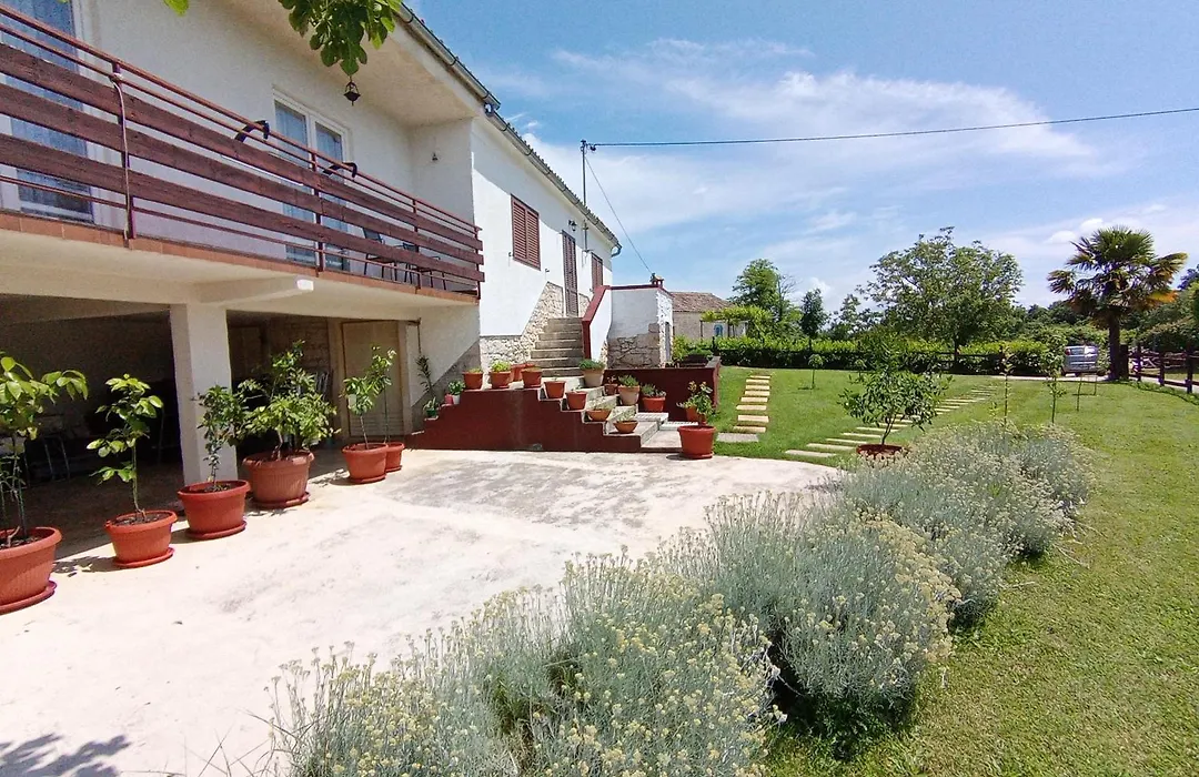 B&B "Retro Gusto "-1