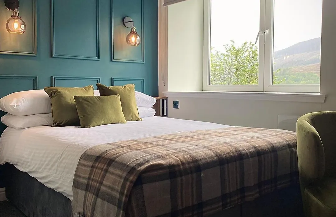Lochside Guest House-1