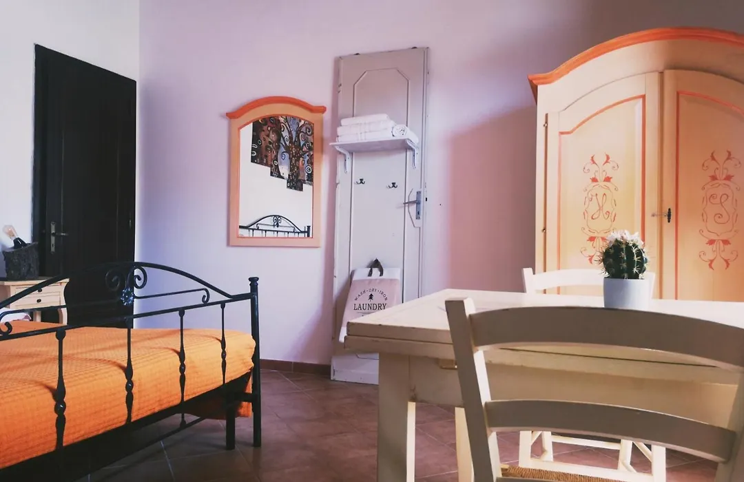 Tobia'S House B&B-1