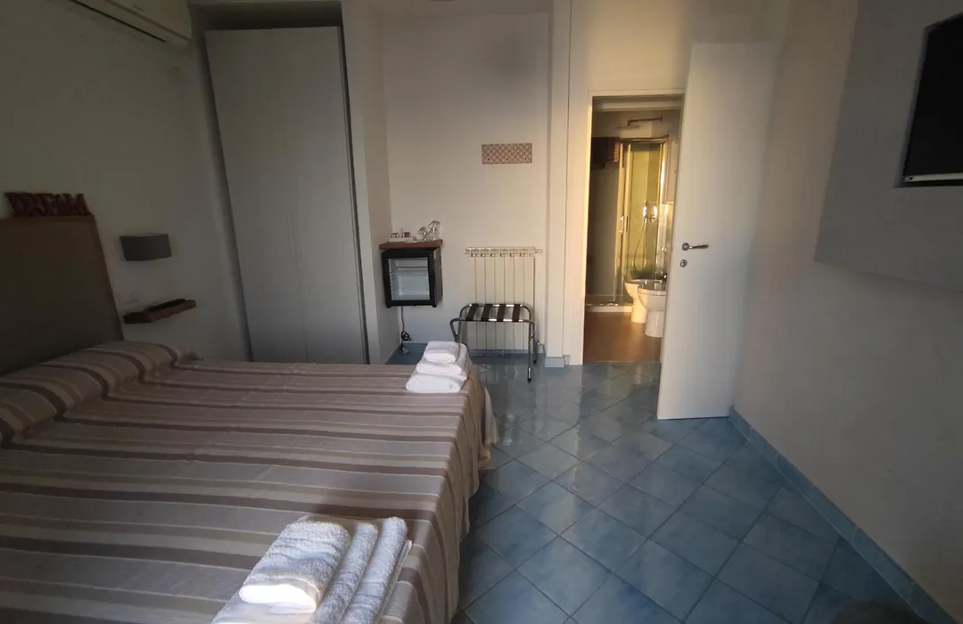 Judia Camere sul mare-1