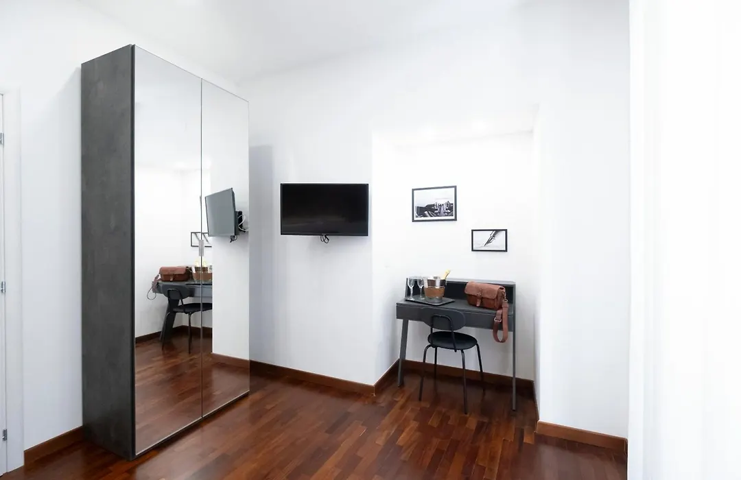 Napoli Factory Guest House-1