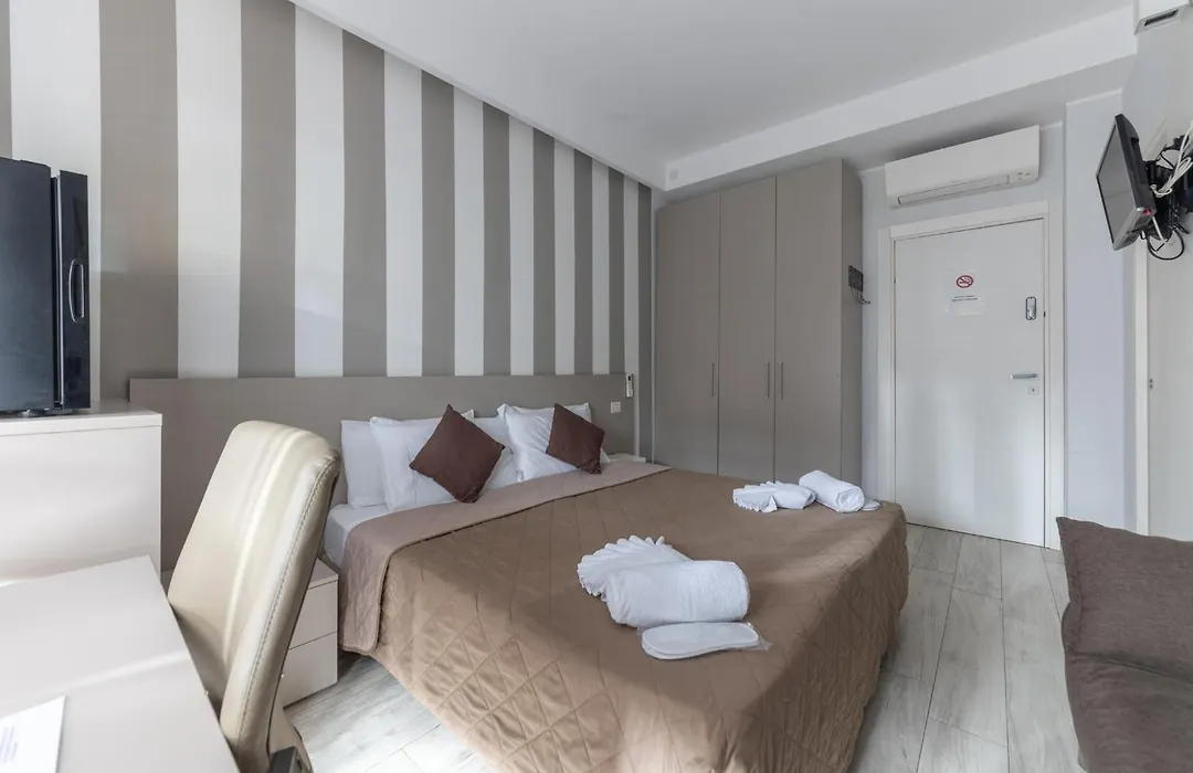Chezromyk The Kosher B&B-1