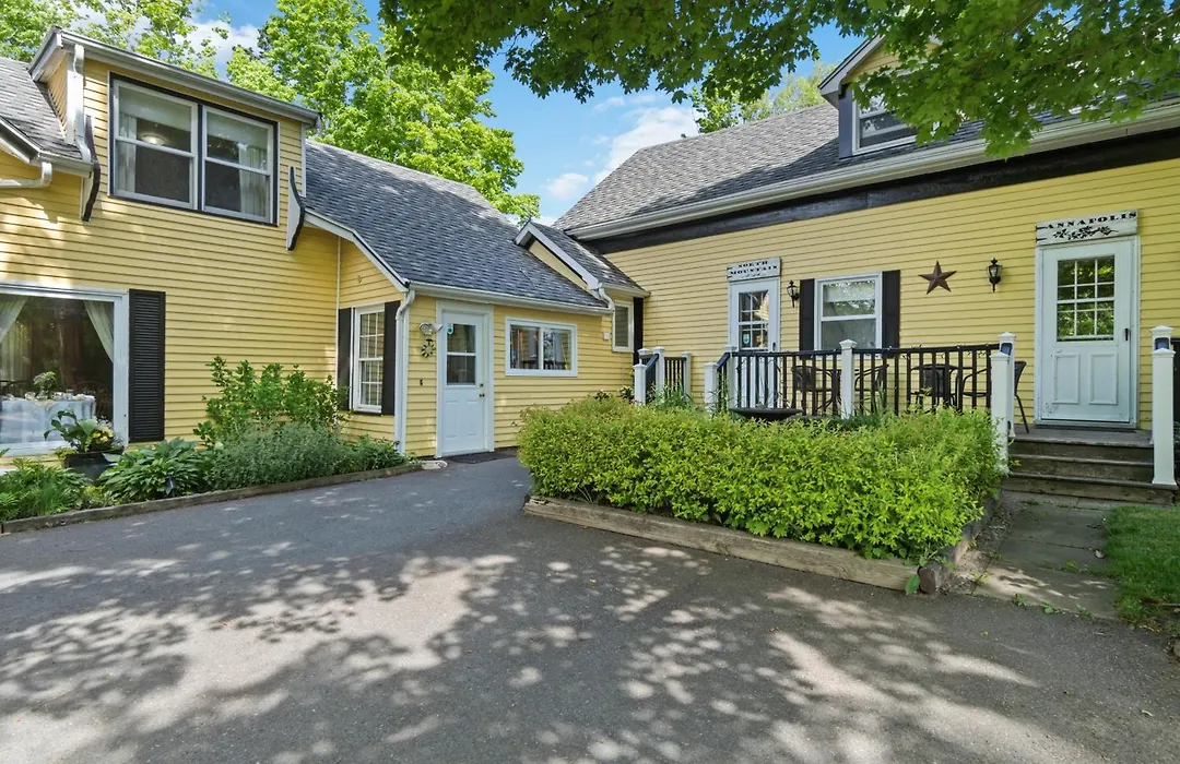 Farmhouse Inn B&B-1