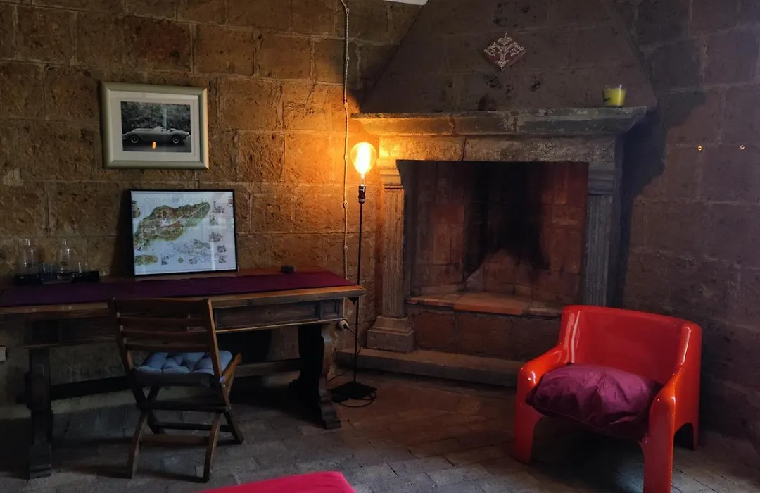 Vinto House Civita-1