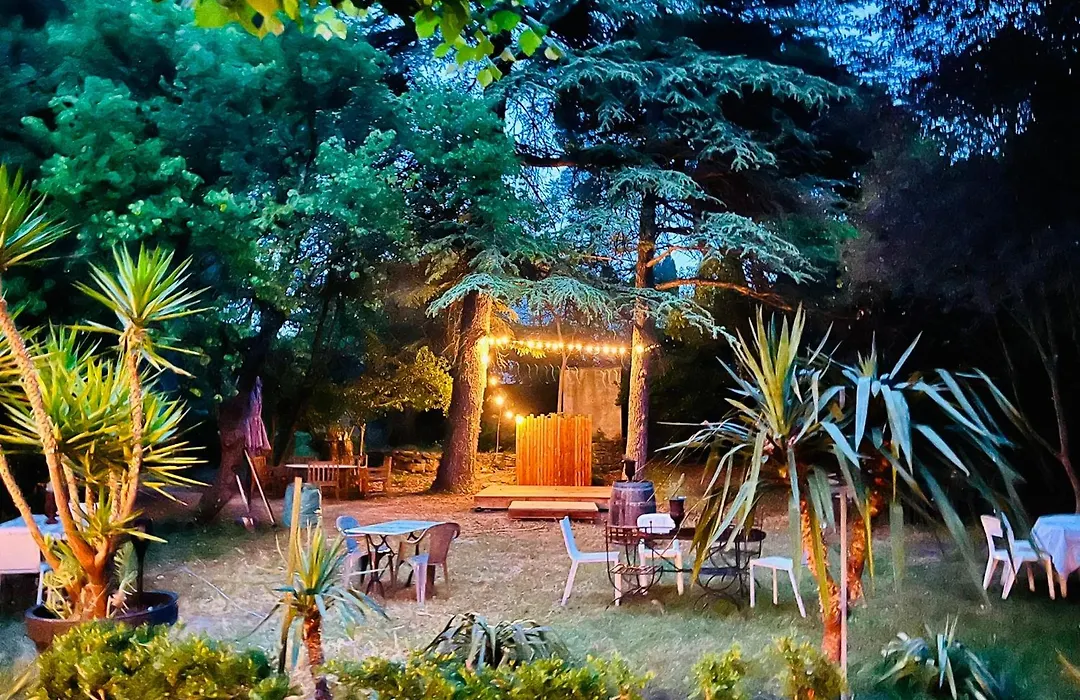 Maison D'Hotes De Charme "La Belle Dame Sans Regrets"-1