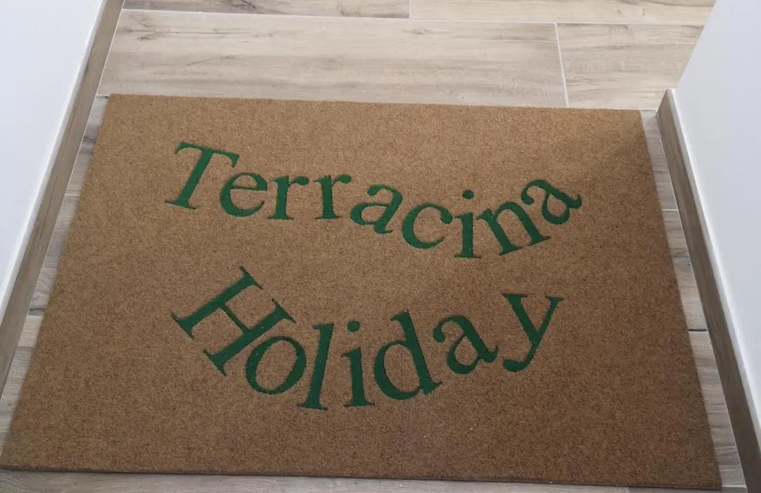 Terracina Holiday Succursale-1