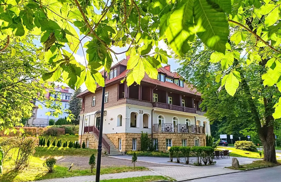 Villa Lessing-1