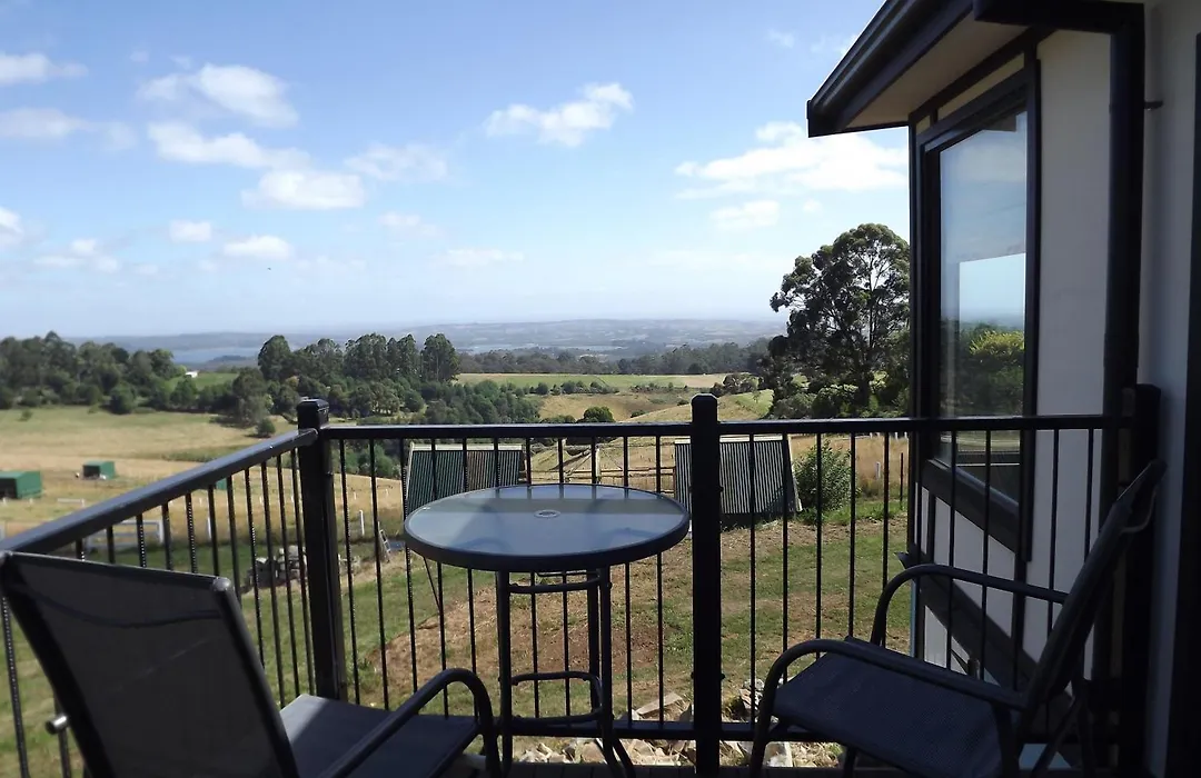 A Cottage With A View At Tudor Ridge-1