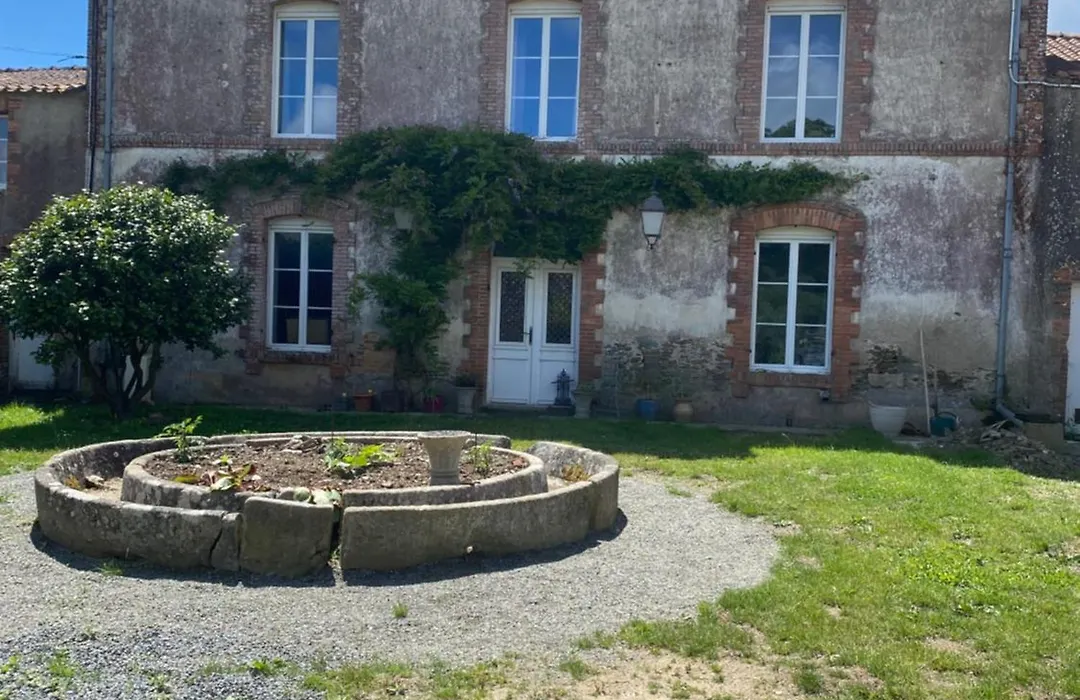 CH1- MANOIR DU MOULINIER - Campagne - Calme - Petit-déj inclus - Table d'hôte sur réservation - Parking gratuit-1