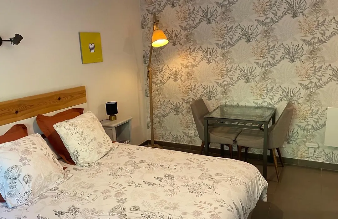 Le Pavillon Rennais - Garden Cottage-1
