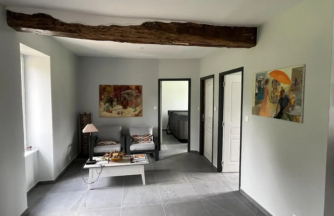 Chateau Tout Y Fault-1