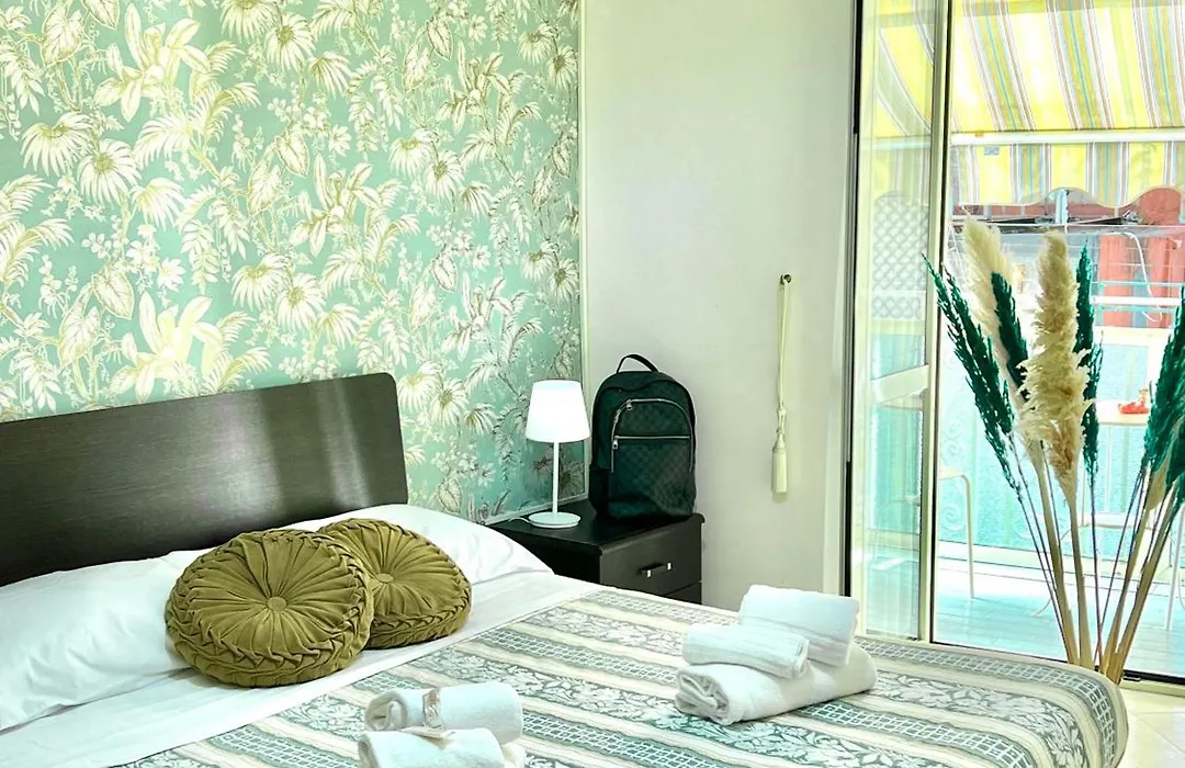 Jordan Home-1