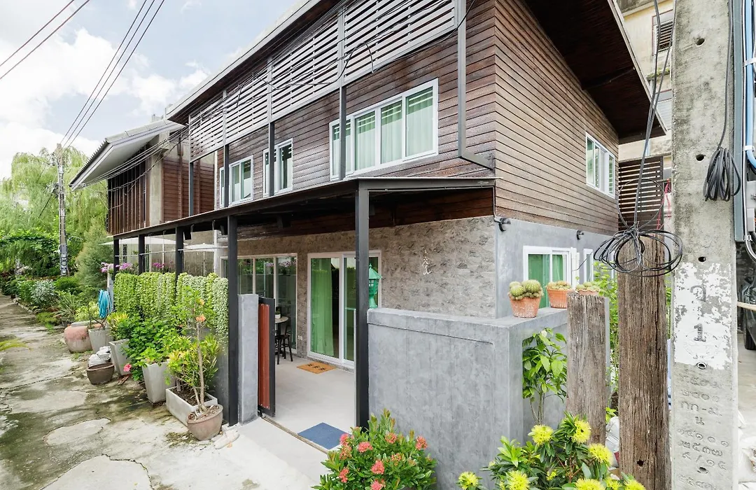 Baan Boon-1