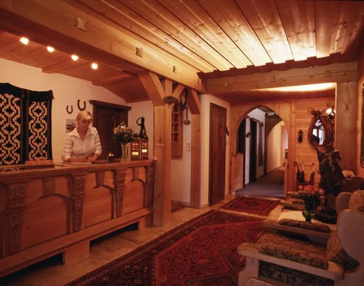 Hotel Garni Ernst Falch-1