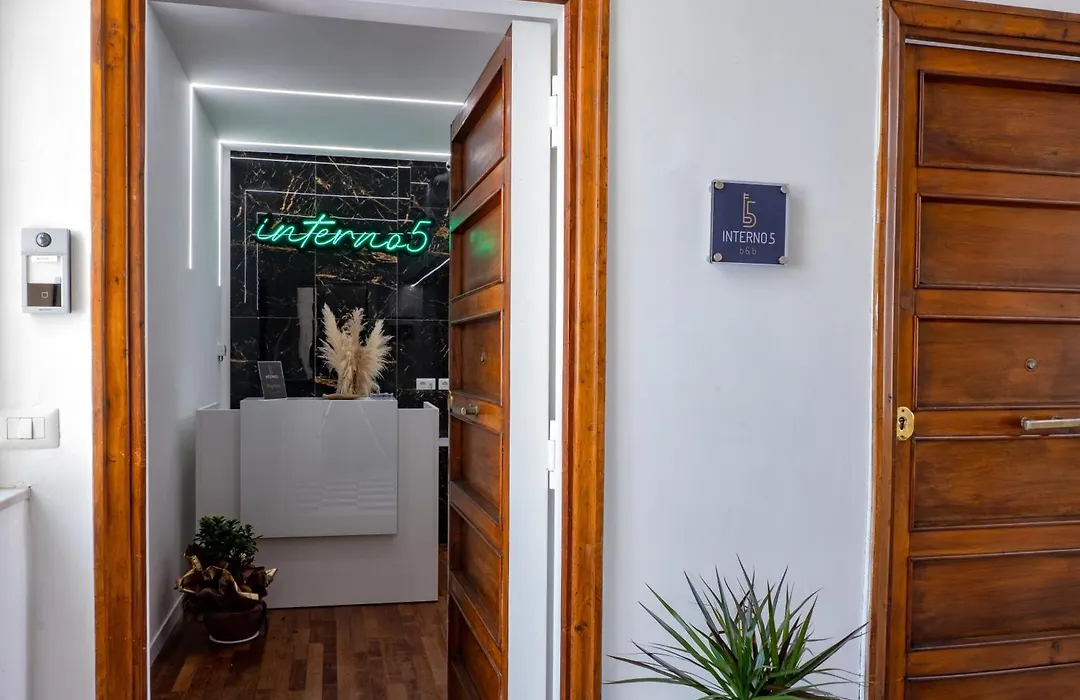 B&B Interno 5-1