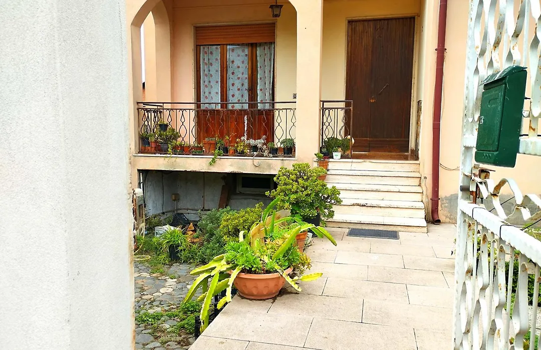 Villa Petrarca-1