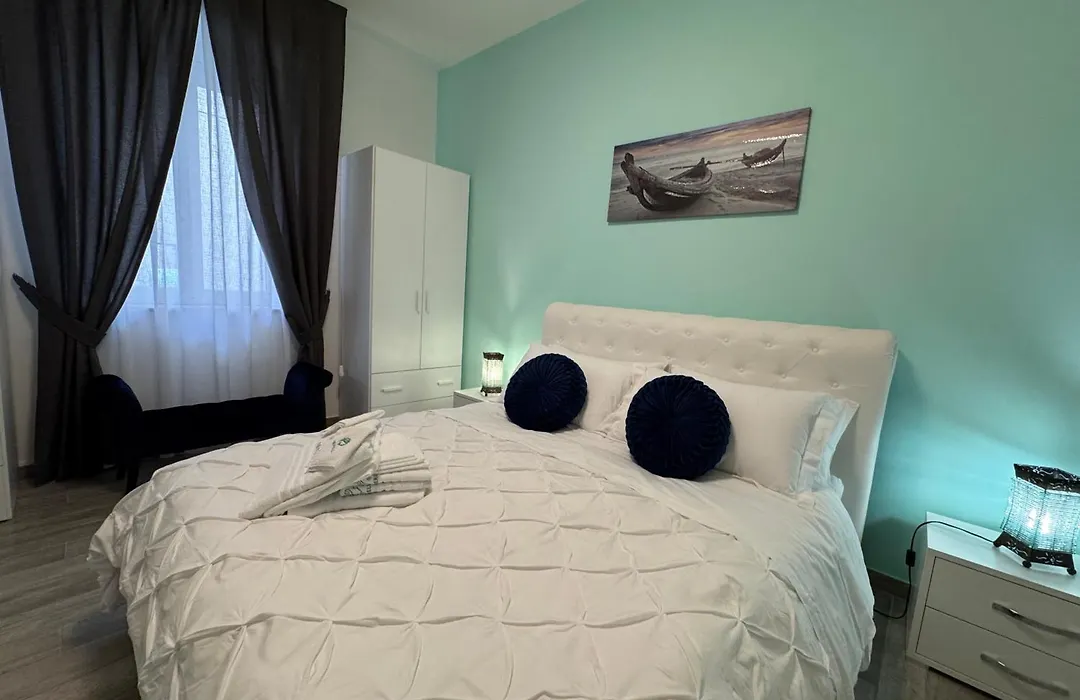 Emerella Luxury Suites-Siderno Lungomare-1
