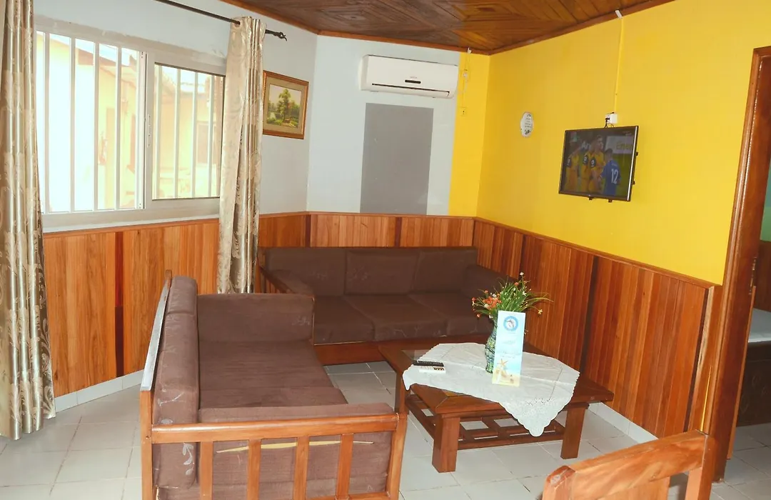 Les Gites De Kribi-1