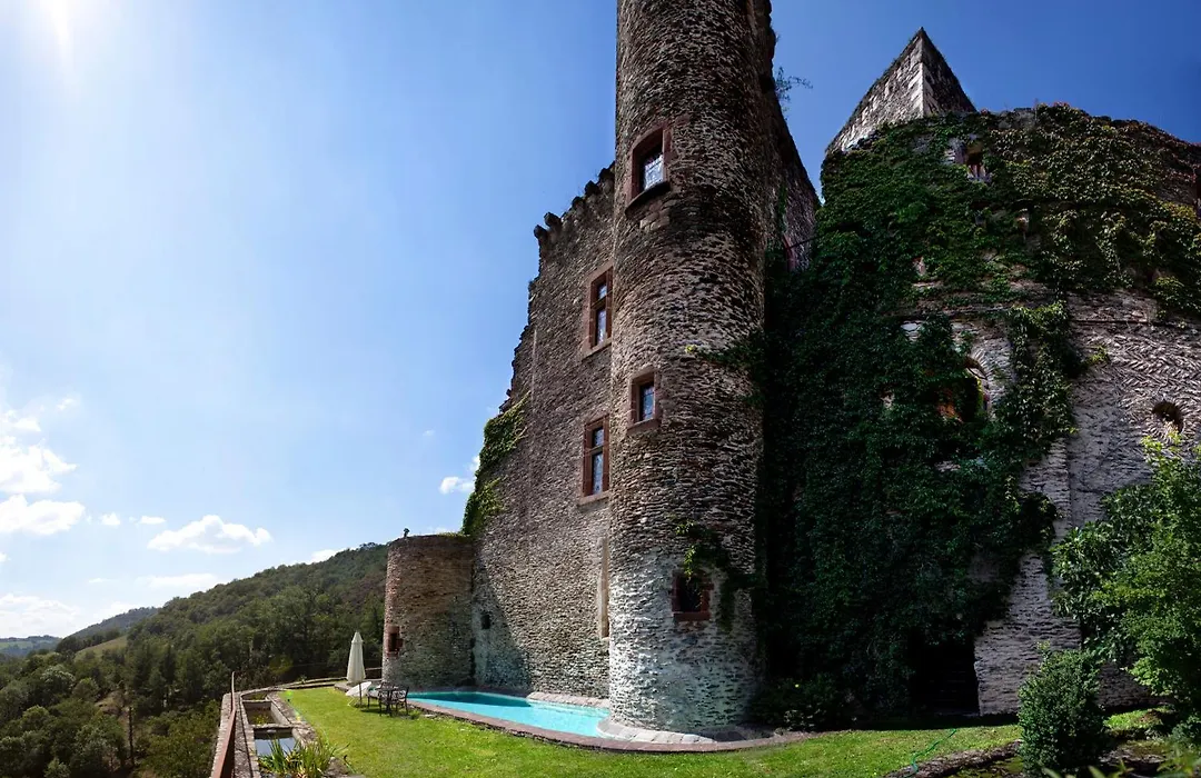 Chambre D'Hotes Au Chateau De Belcastel-1