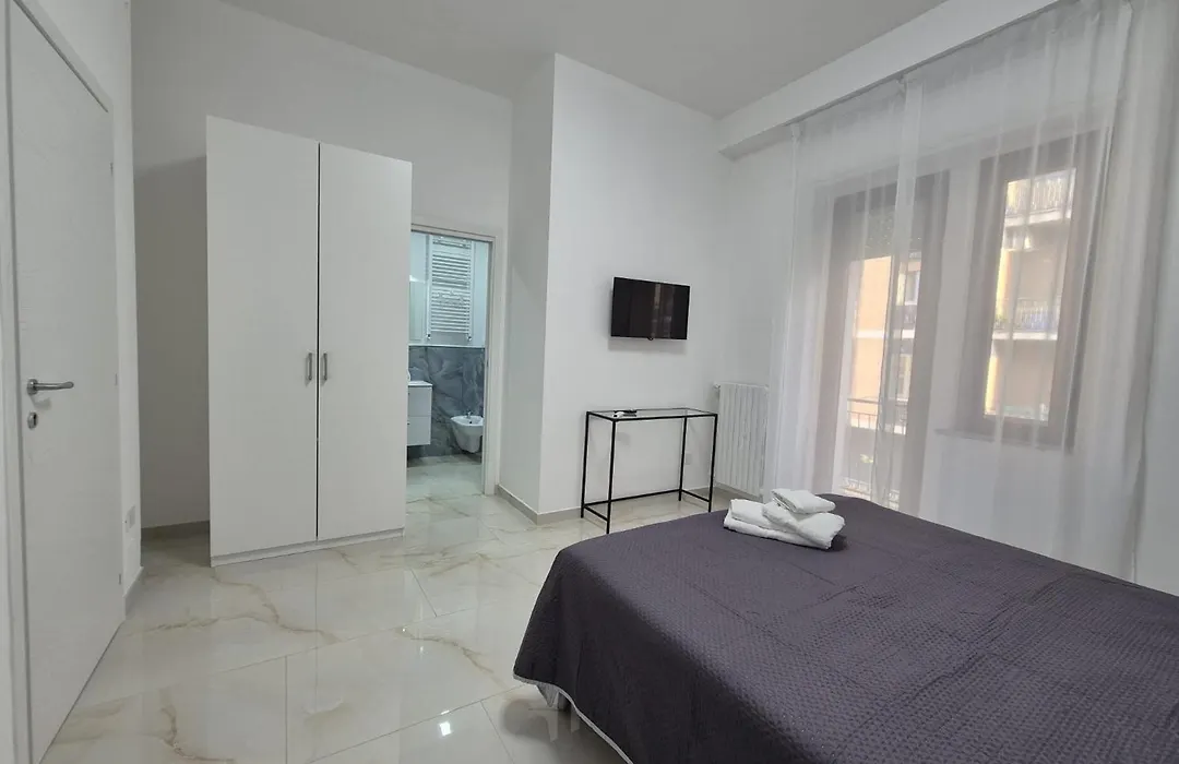 B&B Bella-1