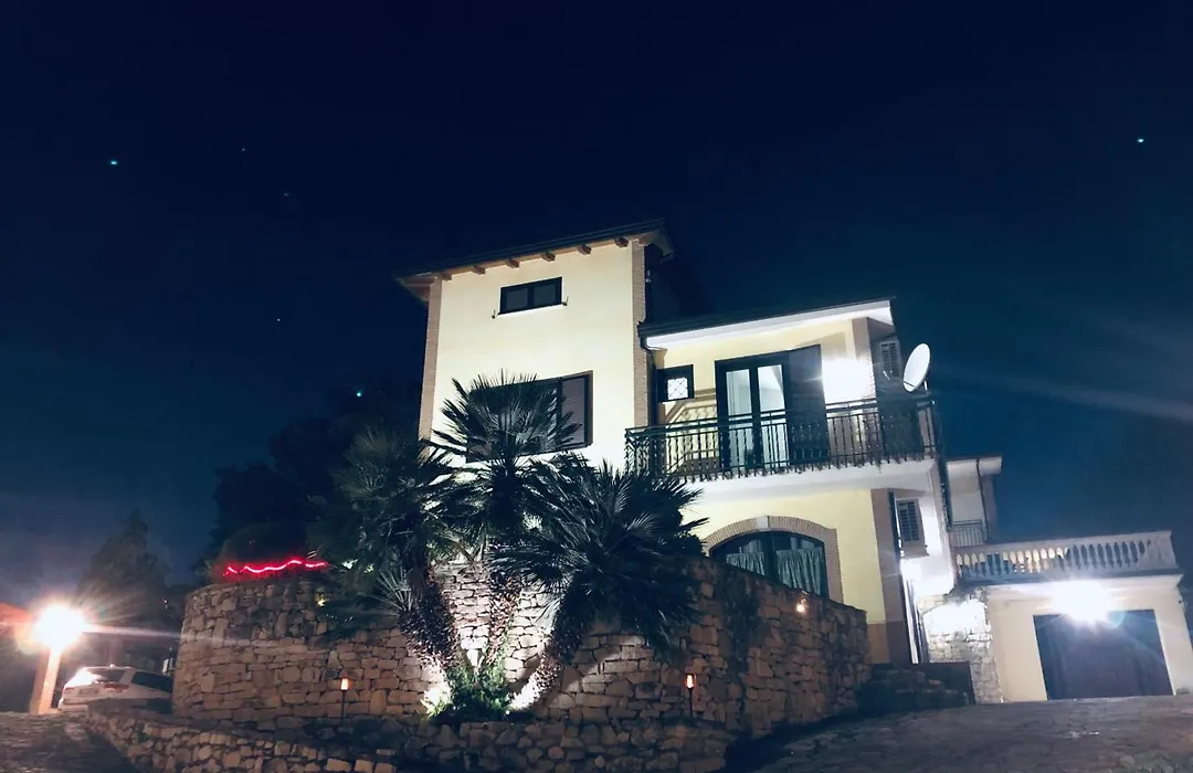 Villa Morellis-1