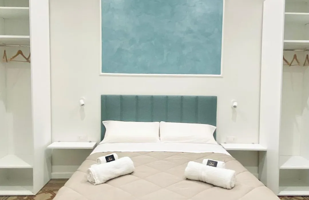 B&B Hèlios-1