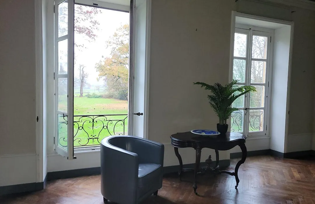 Marraycourt, Chateau-Chambre D'Hotes-1