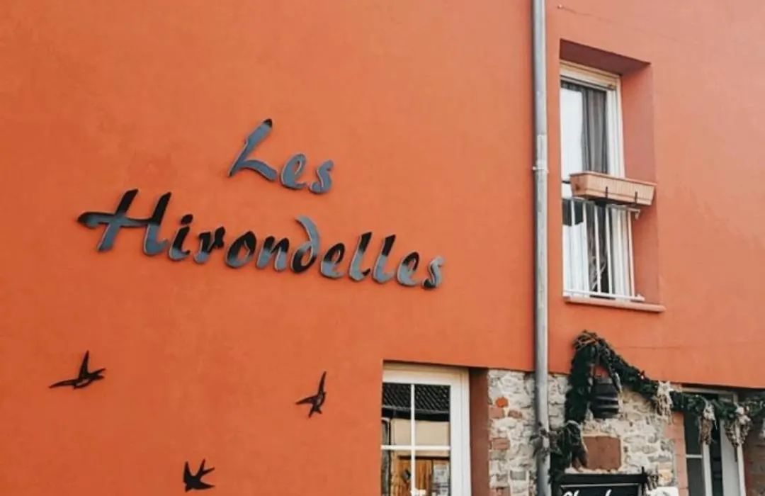 Chambres d'Hotes Les Hirondelles-1