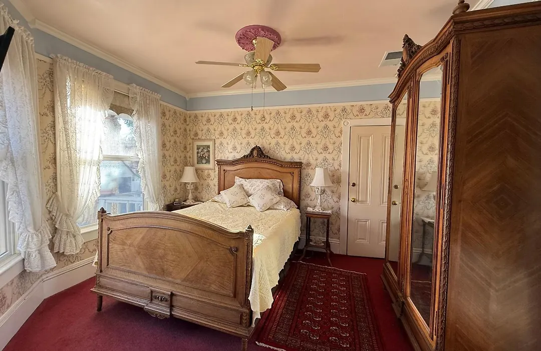 Roseberry House Bed And Breakfast-1
