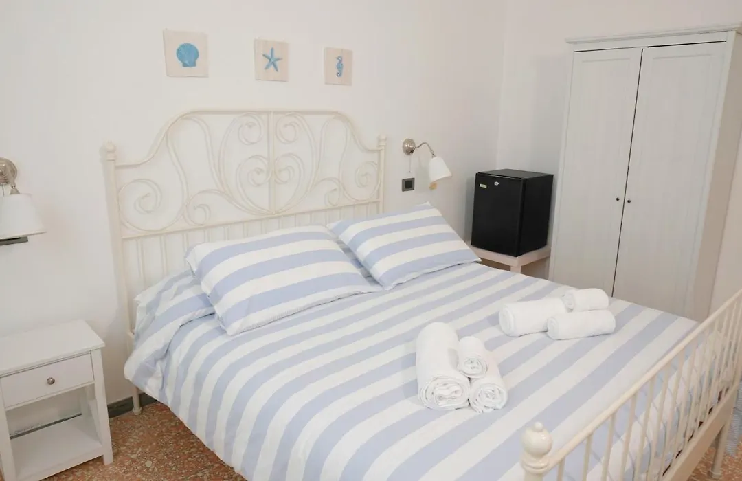 A casa di Mario e Nenè-1