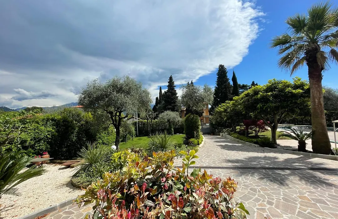 Villa Lou-1