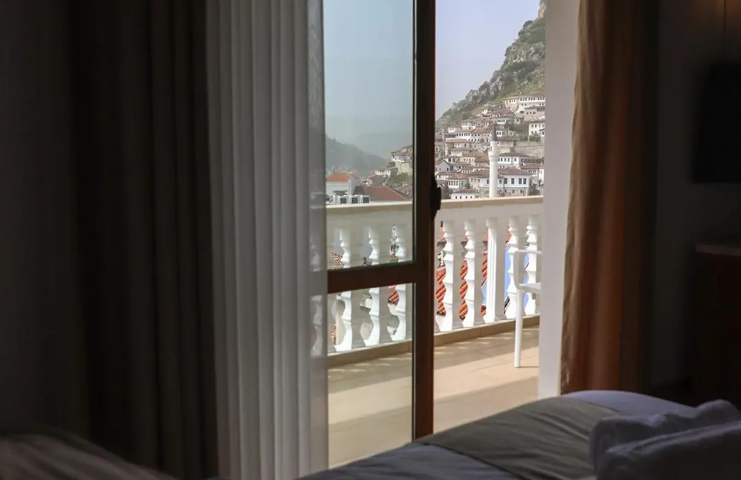 Vila Malasi-1