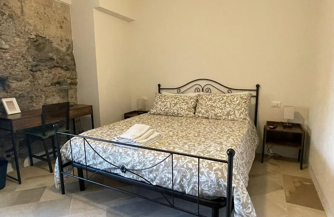 Castello D'Alcontres Guest House 3 stelle-1