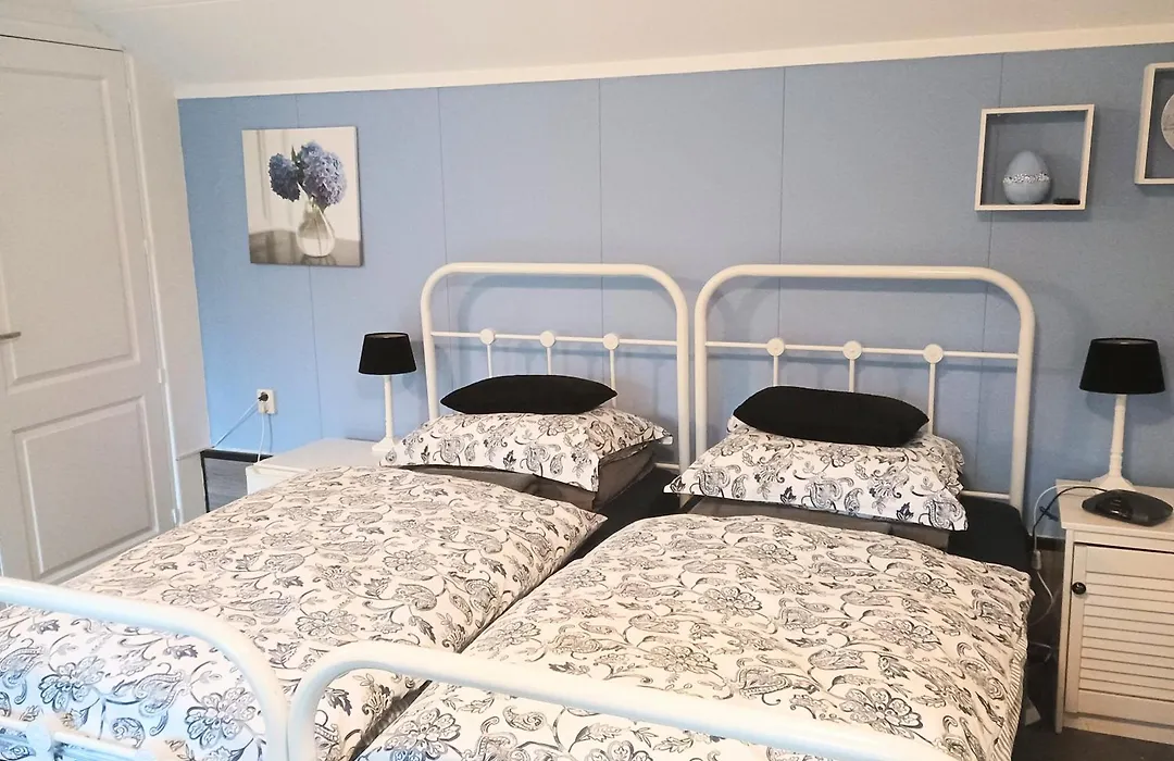 Prive Tuinhuis B&B Elly-1